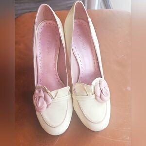 BCBGirls Leather Cloud Dancer Cream and Pink Glower Heels